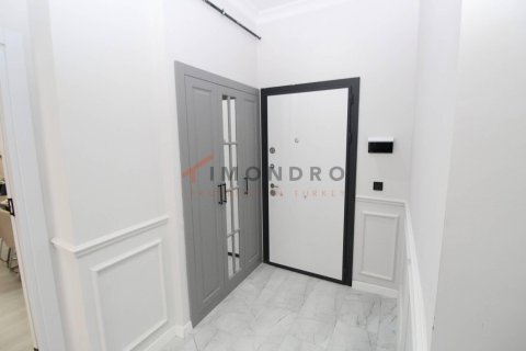 4+1 Appartement à Bueyuekcekmece, Turkey No. 17033 10