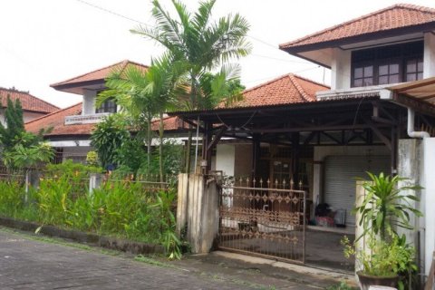 4 bedrooms House in Denpasar, Indonesia No. 22759 1