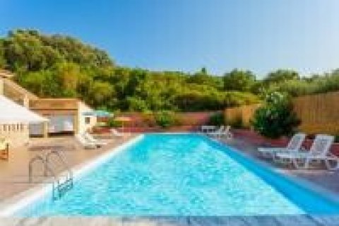 2 bedrooms Villa in Corfu, Greece No. 58343 11