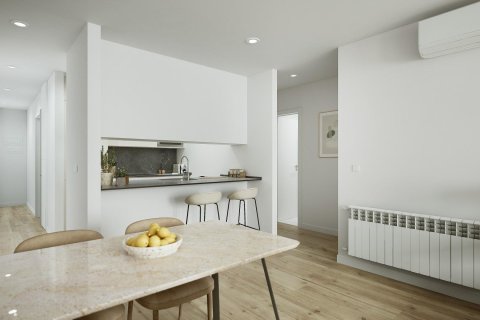 3 dormitorios Apartment en Madrid, Spain No. 27851 7