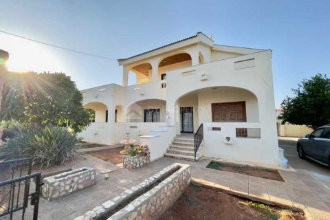 4 dormitorios House en Xylofagou, Cyprus No. 30969 1