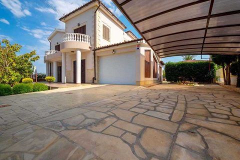 4 bedrooms Villa in Kouklia, Cyprus No. 30968 4