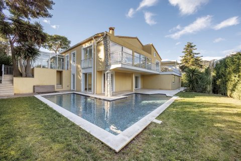 4 bedrooms Villa in Roquebrune-Cap-Martin, France No. 68131 1