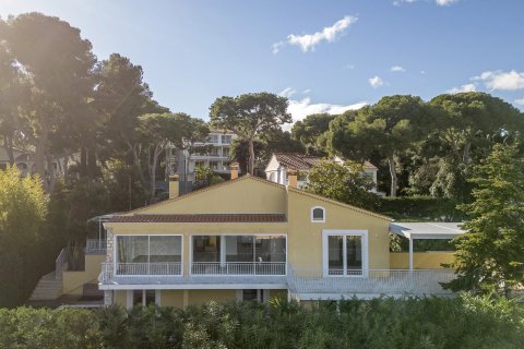 4 bedrooms Villa in Roquebrune-Cap-Martin, France No. 68131 18