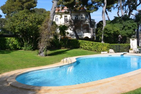 Studio Apartment in Roquebrune-Cap-Martin, France No. 68119 4