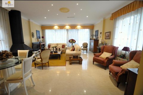 4 dormitorios House en San Juan, Spain No. 27248 27