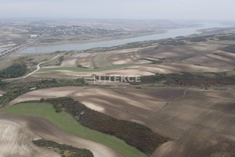 3283m² Land in Arnavutkoey, Turkey No. 21663 3