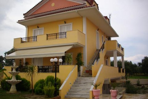 7 bedrooms Maisonette in Zakynthos, Greece No. 24591 1