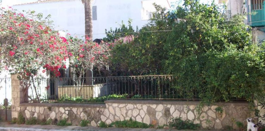 2 bedrooms Land in Zakynthos, Greece No. 24614