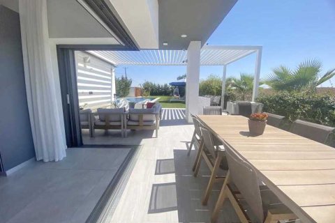 4 dormitorios House en Pano Deftera, Cyprus No. 29963 8