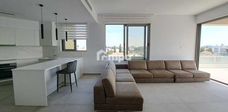 3 dormitorios Apartment en Enkomi, Cyprus No. 66644