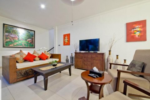 4 bedrooms Villa in Canggu, Indonesia No. 22984 3