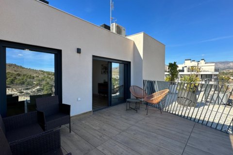 3 bedrooms Penthouse in Villajoyosa, Spain No. 26809 12