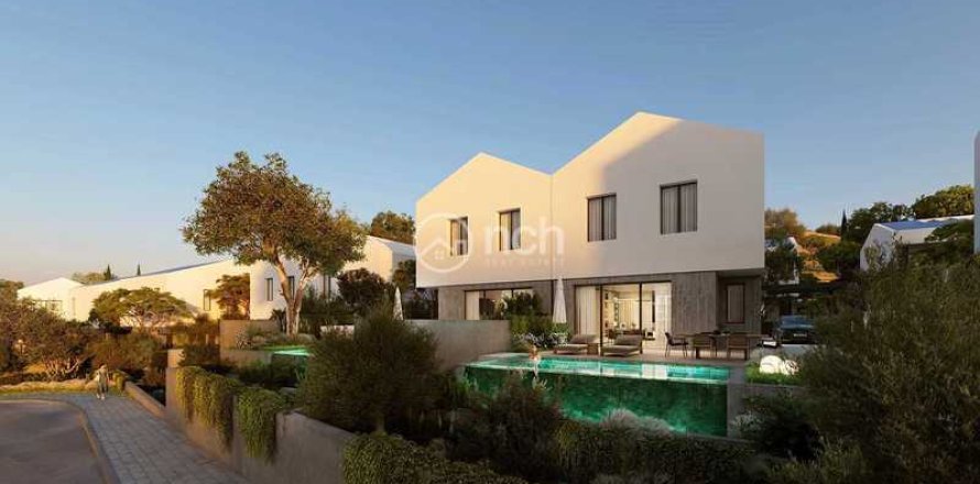 3 bedrooms Villa in Palodeia, Cyprus No. 70987