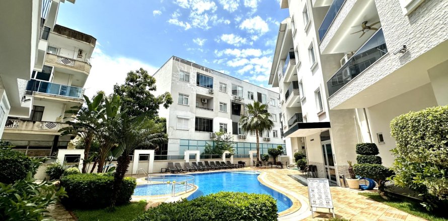 2+1 Apartment en Oba, Turkey No. 14325