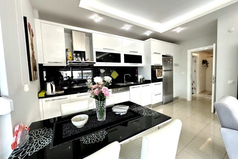 2+1 Apartment in Oba, Turkey No. 14325 2