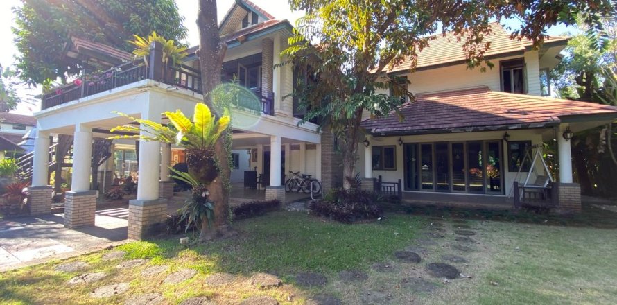 3 bedrooms House in Chiang Mai, Thailand No. 2587