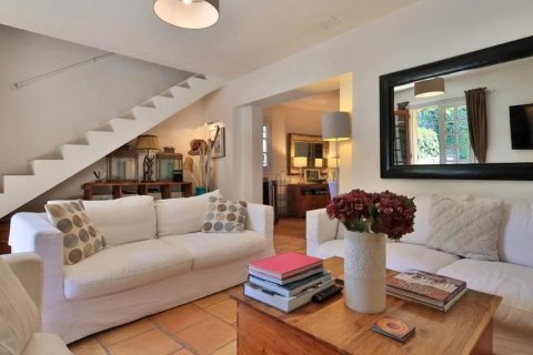 350m² House in Le Plan-de-la-Tour, France No. 68209 20