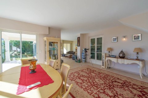 4 bedrooms Villa in Grimaud, France No. 68211 9