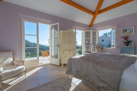 4 bedrooms Villa in Grimaud, France No. 68211 15