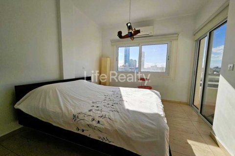 3 bedrooms Apartment in Limassol, Cyprus No. 45666 7