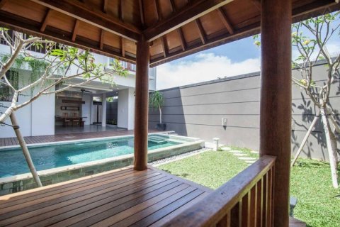 2 bedrooms Villa in Jimbaran, Indonesia No. 23230 13