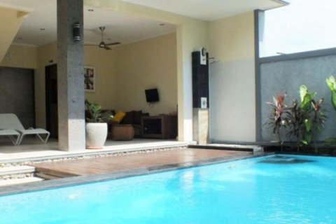 2 bedrooms Villa in Canggu, Indonesia No. 23229 6