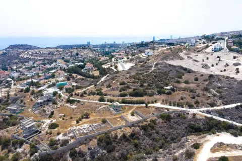 9247m² Land en Agios Tychonas, Cyprus No. 35328 5