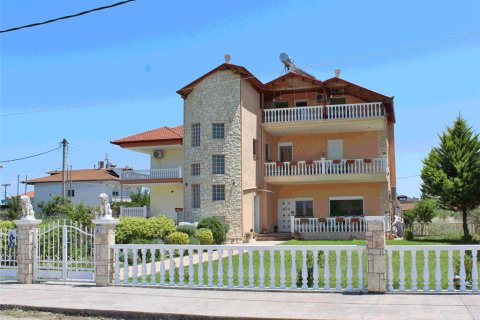 4 dormitorios House en Katerini, Greece No. 57167 1