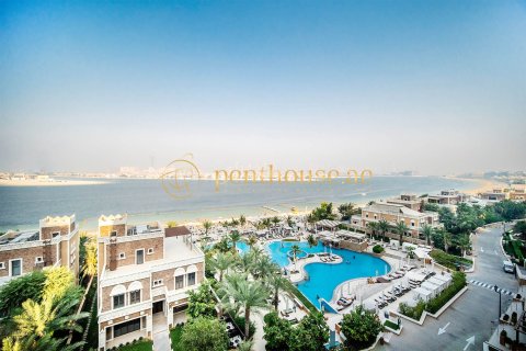 3 bedrooms Apartment in Palm Jumeirah, UAE No. 8243 6