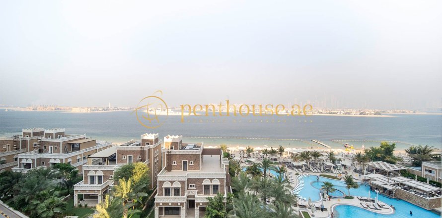 3 bedrooms Apartment in Palm Jumeirah, UAE No. 8243