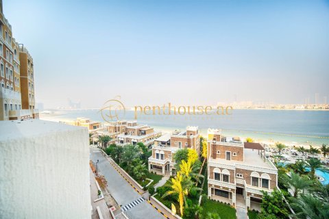 3 bedrooms Apartment in Palm Jumeirah, UAE No. 8243 5