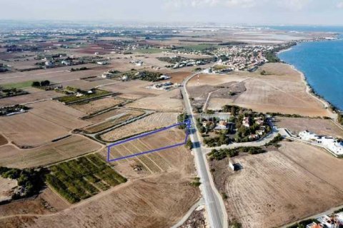 8084m² Land in Pervolia, Cyprus No. 64591 10