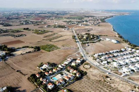 8084m² Land in Pervolia, Cyprus No. 64591 11