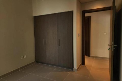 2 bedrooms Apartment in Ras Al Khor, UAE No. 5531 5