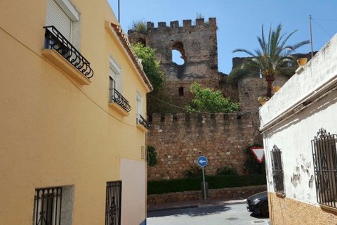 170m² Commercial property à Marbella, Spain No. 25312 3