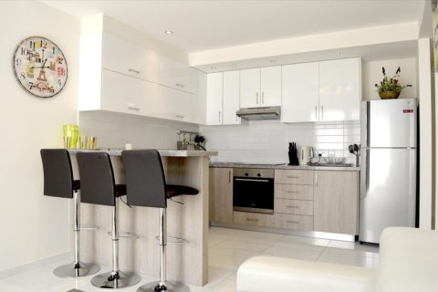 3 dormitorios Apartment en Limassol, Cyprus No. 51047 5