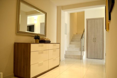 3 dormitorios Apartment en Limassol, Cyprus No. 51047 2