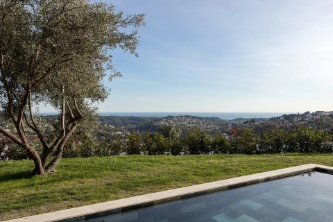 4 bedrooms Villa in Vence, France No. 74069 2