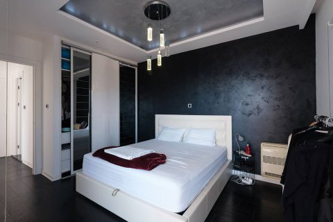 2 chambres Appartement à Budva, Montenegro No. 66950 9