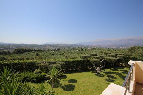 3 bedrooms Villa in Chania, Greece No. 23939 28