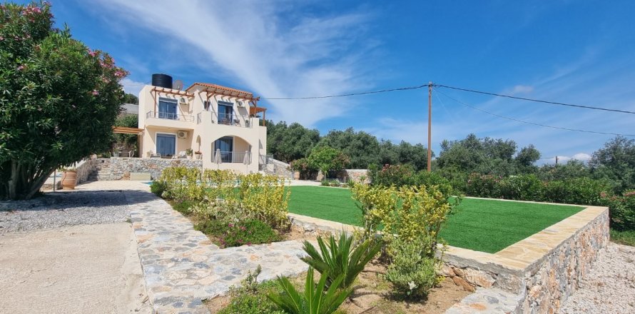 3 bedrooms Villa in Chania, Greece No. 23930