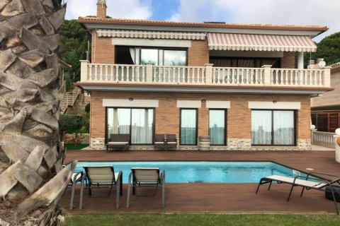 4 dormitorios House en Lloret de Mar, Spain No. 25435 2