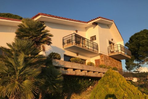 6 dormitorios House en Lloret de Mar, Spain No. 25399 1