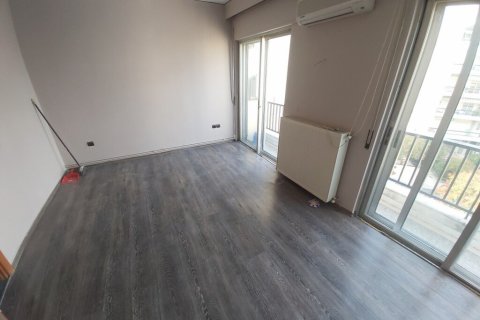 4 bedrooms Apartment in Thessaloniki, Greece No. 56189 8