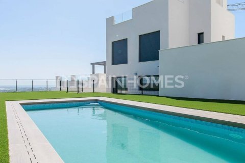 3 dormitorios Villa en San Miguel de Salinas, Spain No. 25756 8