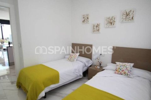 3 bedrooms Villa in San Miguel de Salinas, Spain No. 25756 29