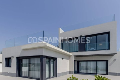 4 bedrooms Villa in Orihuela, Spain No. 25755 12