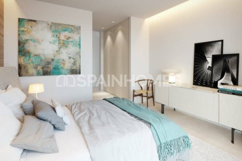 3 bedrooms Apartment in Benahavis, Spain No. 25699 30