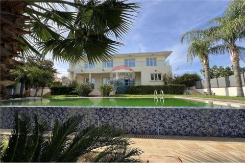 7 bedrooms Villa in Enkomi, Cyprus No. 71620 3